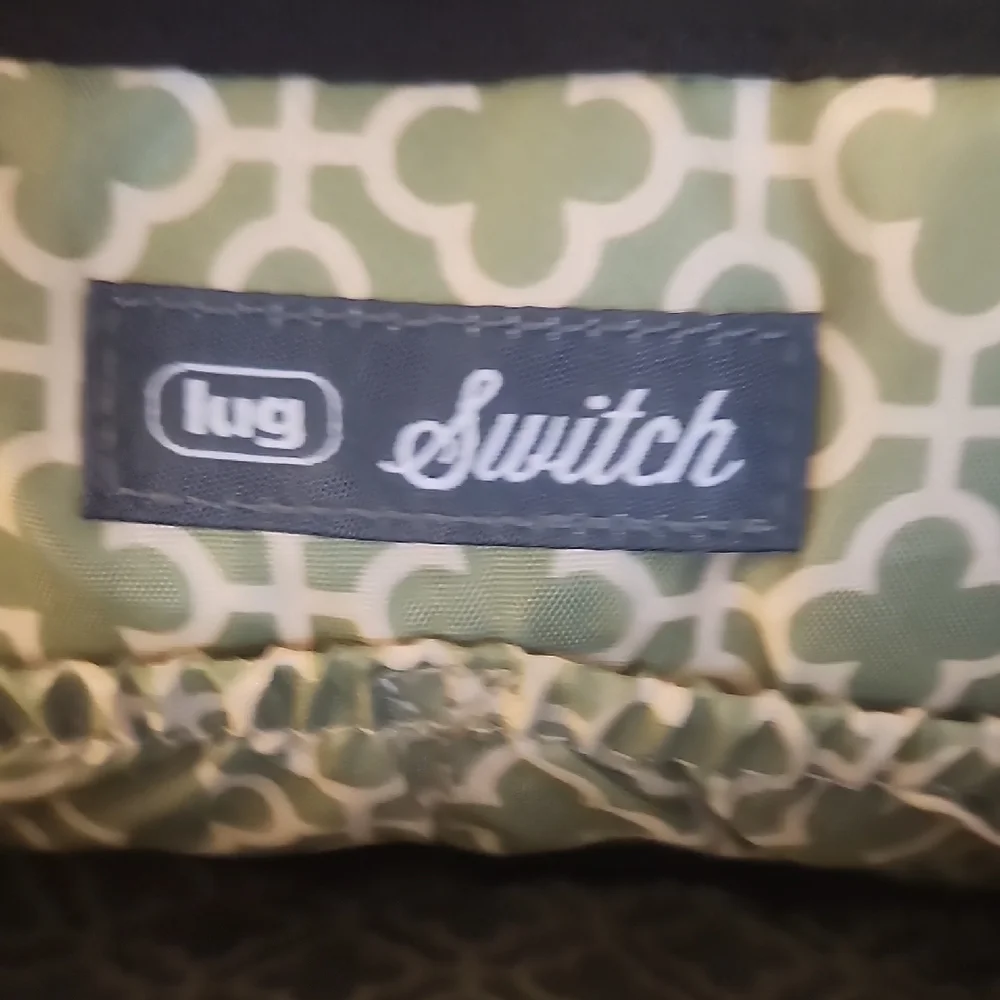 lug switch crossbody